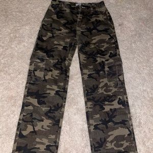 Cargo camo Size M